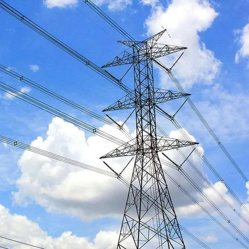 132-kV-Freileitungsmast aus verzinktem Winkelstahl